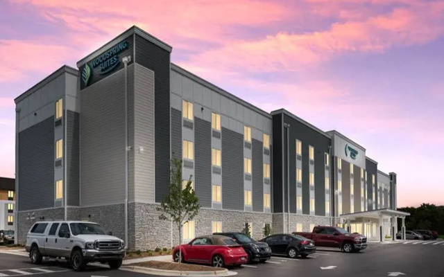 Woodspring Suites Downers Grove - Chicago