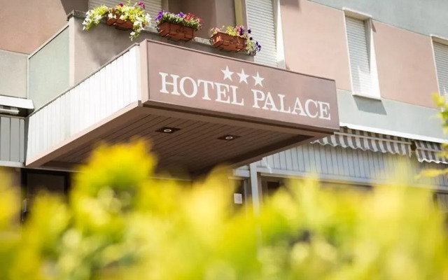 Palace Hotel