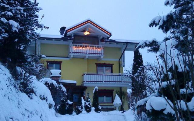 Ferienhaus Teglar