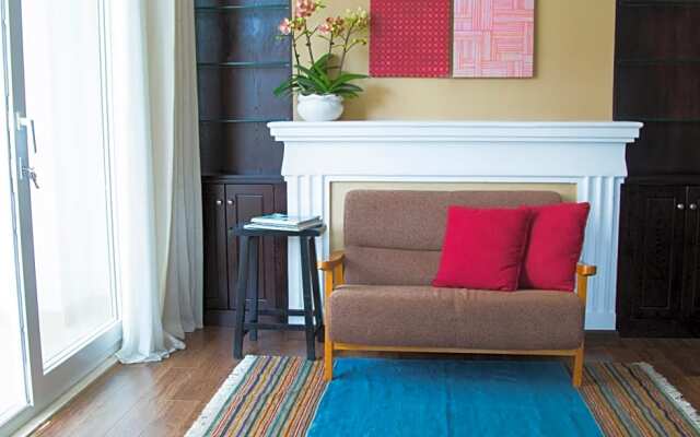 Anada Hotel Suites