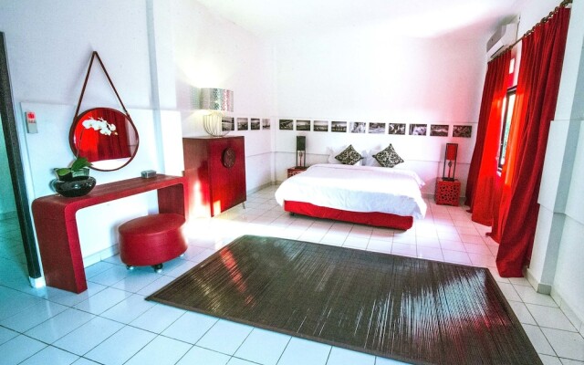 Black and Red Oberoi Villa