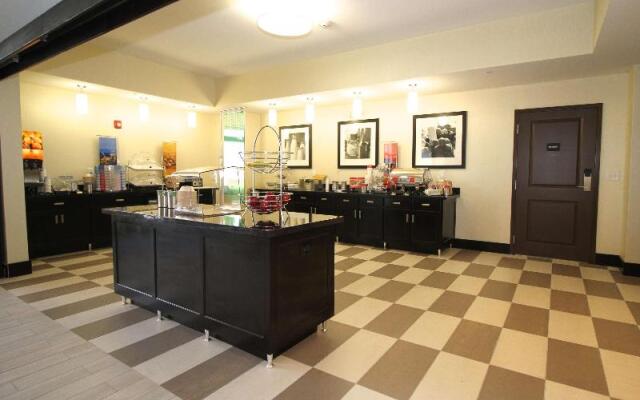 Hampton Inn & Suites Sandusky/Milan