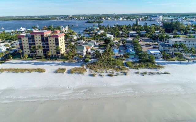 Honeymoon Bungalow - Roelens Vacations