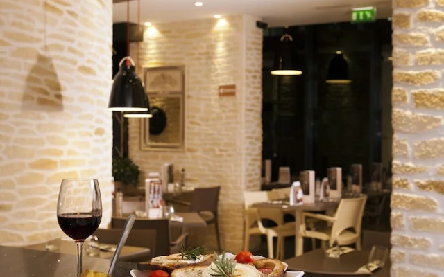 Residhome Appart Hotel Paris-Massy