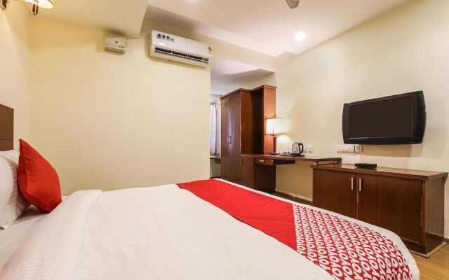 OYO 14680 Hotel Rainbow Park