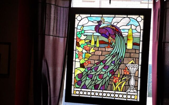 Claredon Hotel