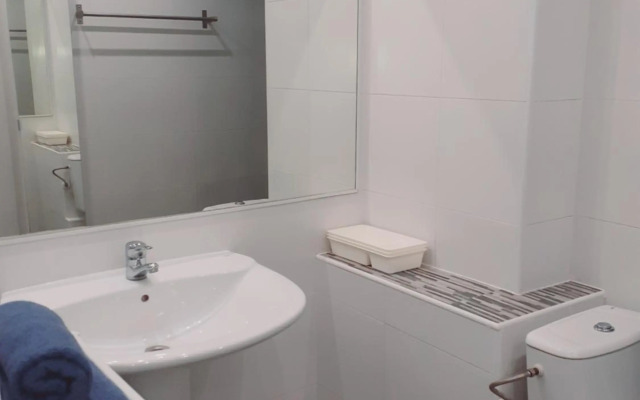 Rainbow Rentals Marques 7