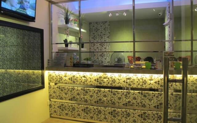 7 Star Hotel