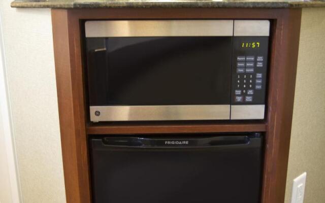 Town & Country Inn and Suites