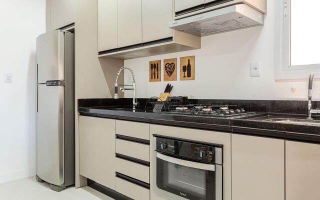 200 metros do mar com Churrasqueira #IA14