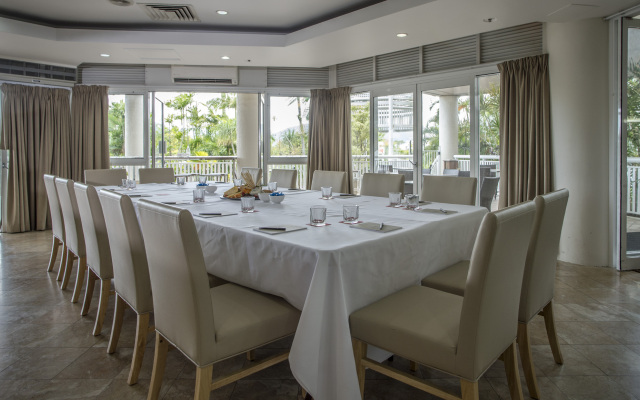 Rydges Esplanade Resort Cairns