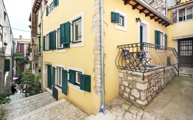 Yellow House Rovinj - Duplex Apartment
