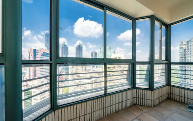 Tyms Spacious 4BR 2BA Apt Xujiahui