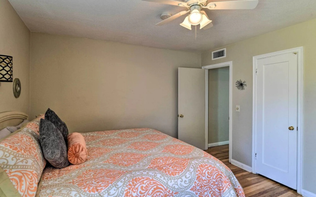 Vintage Downtown Vegas Retreat < 3 Mi to Strip!