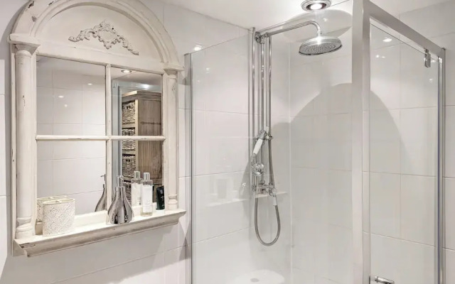 Unique Stay for Large Groups - Please Enquire!