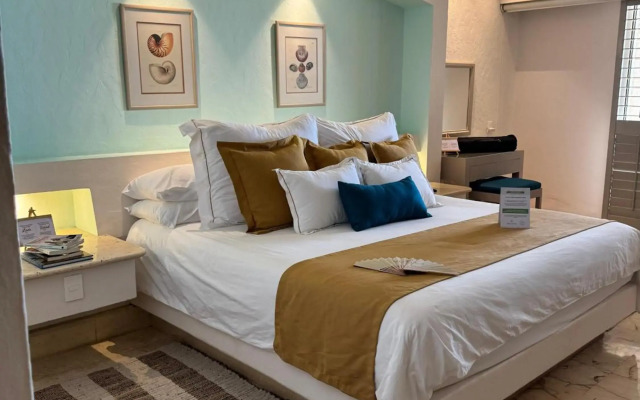 Tres Vidas Acapulco Suites