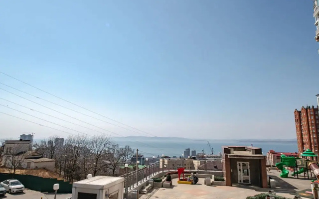 Апартаменты на ул. Комарова, 58-201