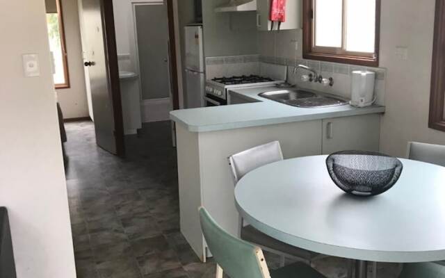 Geelong Surfcoast Hwy Holiday Park