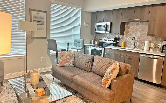 The Elvis Presley Urban Luxury Apts Austin