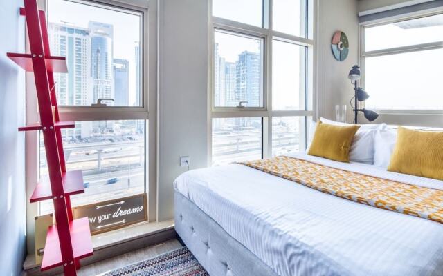 Vibrant Studio in Dubai Marina - Near Metro & Tram