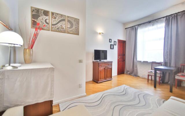 Апартаменты на набережной реки Фонтанки 12