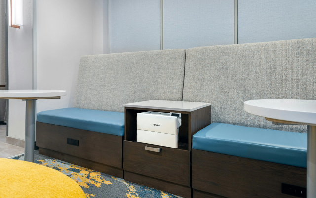 Hampton Inn & Suites Cleveland-Beachwood