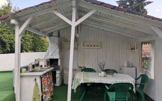 Parlapanovi Guest House