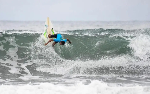 Ola Bonita BeachFront Apart Hotel