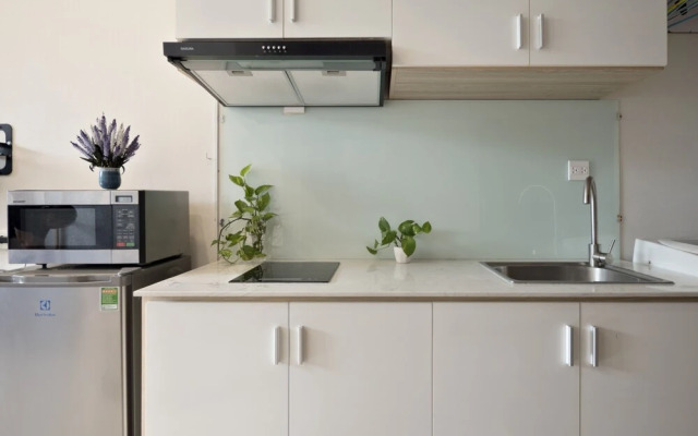 MK Rivergate Apartment - FREE POOL & GYM