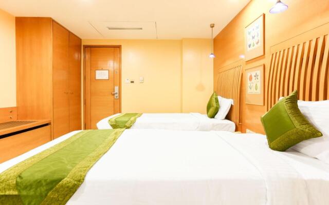 Treebo Regency - Bund Garden, Dhole Patil Road