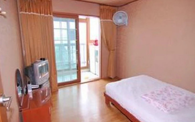 Hanbit Pension & Motel