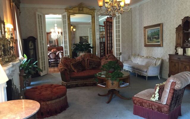 Batcheller Mansion Inn