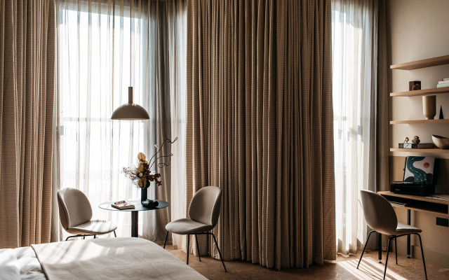 Waterside Boutique Hotel