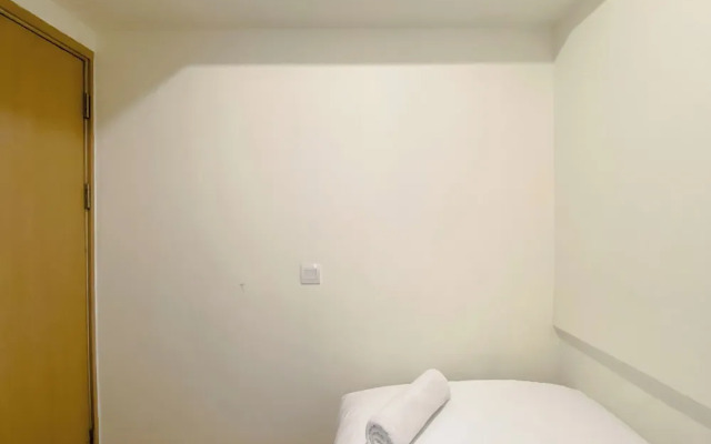 Clean And Homey 2Br At Meikarta Apartment