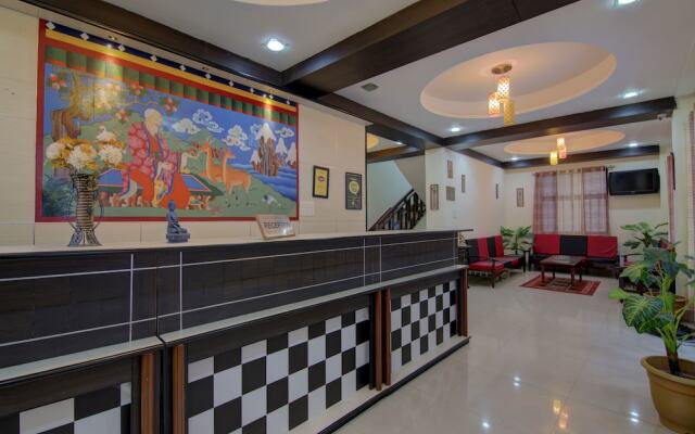 Crown De La Cruz Residency