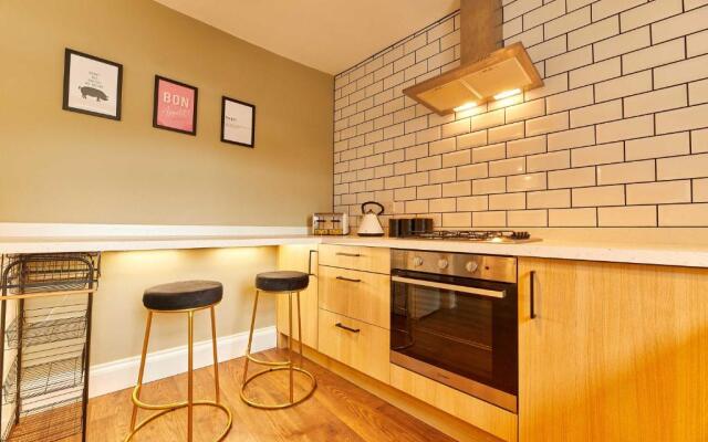 Host Stay The Blacksmiths