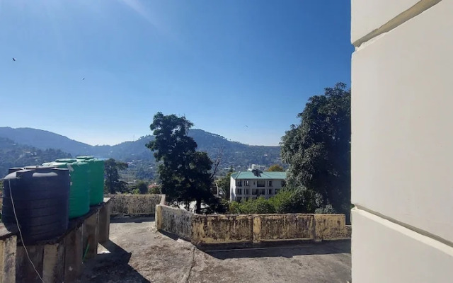 LakeBreeze By Sunrise