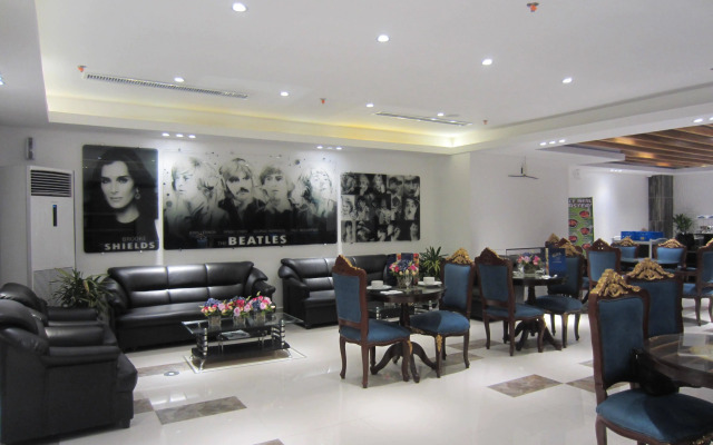 Icon Hotel Timog