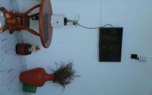 Rivelco Holiday Inn