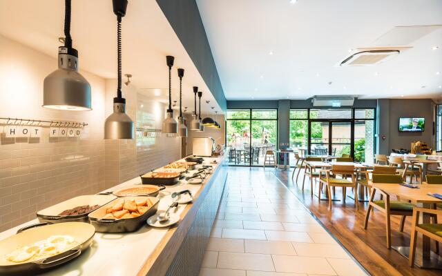 Holiday Inn Lancaster by IHG