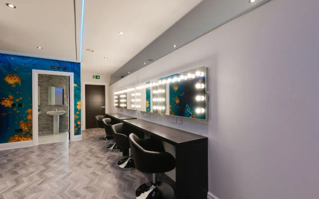 Temple Court Cavern Quarter Apartments