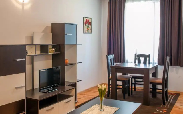 Apartments Hadzhiata