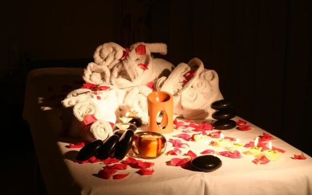 Hayatt Home Hotel