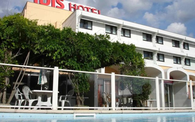 ibis Nimes Ouest