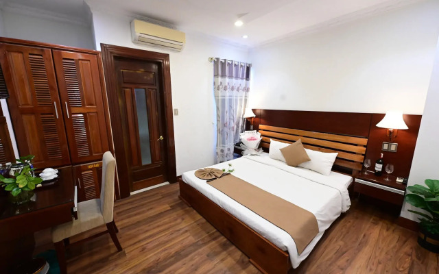 Adina Hotel