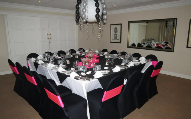 Redlands Hotel