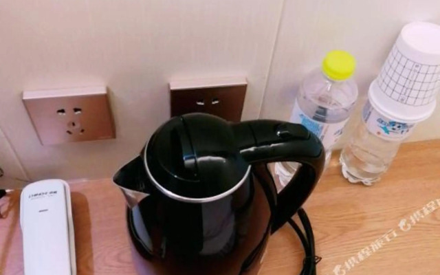Shangyijia Themed Hostel