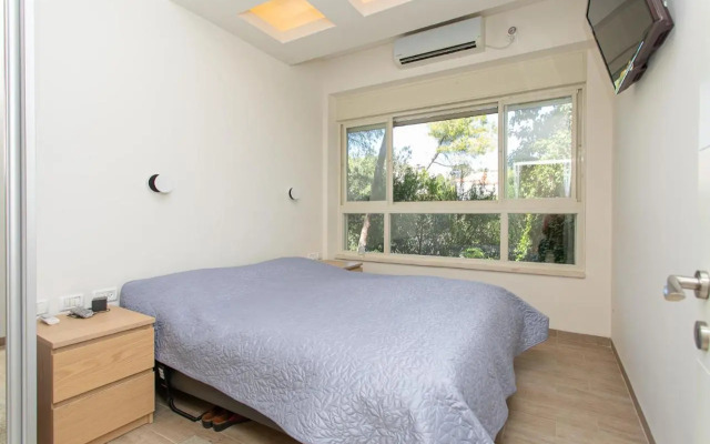Carmel Boutique Apartments - Urban Forest