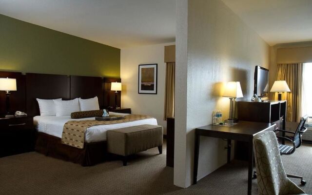 Comfort Inn & Suites