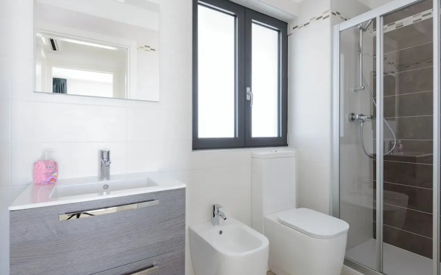 Beachside Flat Equipped With Everything you Need